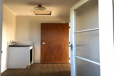 Photo of property in 2/13 Steele Street, Meadowbank, Auckland, 1072