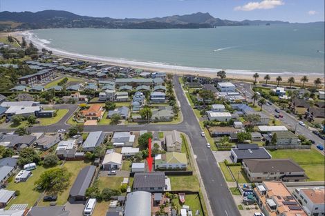 Photo of property in 4 Eyre Street, Whitianga, 3510