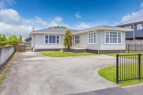 Photo of property in 3 Mount View Road, Melville, Hamilton, 3206