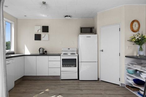 Photo of property in 75 Harper Road, Waimarama, 4294