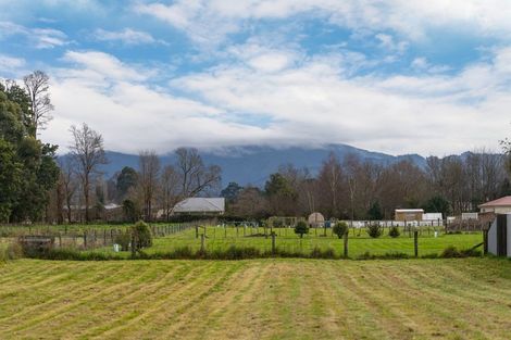 Photo of property in 10 West Street, Greytown, 5712