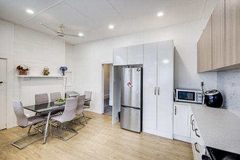 Photo of property in 17 Latham Street, Napier South, Napier, 4110