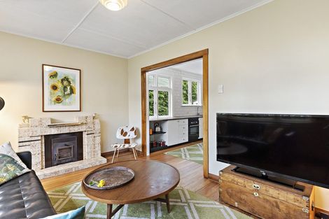 Photo of property in 41 Rhodes Street, Carterton, 5713