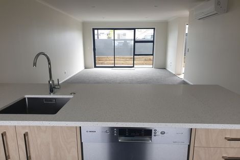 Photo of property in 27 Karearea Avenue, Kenepuru, Porirua, 5022