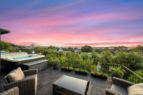 Photo of property in 3/64 Hattaway Avenue, Bucklands Beach, Auckland, 2012