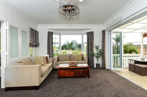 Photo of property in 27 Hinton Avenue, Forest Lake, Hamilton, 3200