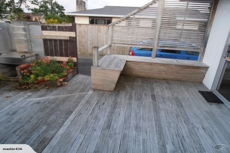 Photo of property in 34 Raglan Avenue, Cloverlea, Palmerston North, 4412