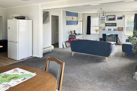 Photo of property in 13 Augustus Street, Carterton, 5713