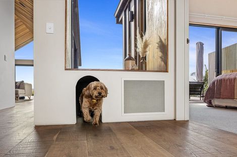 Photo of property in 50 Tiri Road, Manly, Whangaparaoa, 0930