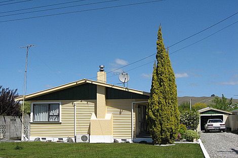 Photo of property in 4 Houghton Crescent, Redwoodtown, Blenheim, 7201