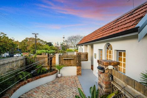 Photo of property in 2/39 Anglesea Street, Freemans Bay, Auckland, 1011