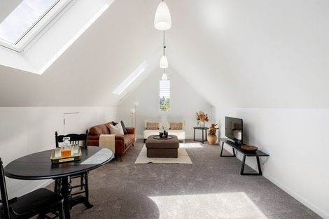 Photo of property in 1 Le Quesnoy Place, Cambridge, 3434