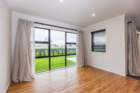 Photo of property in 12 Kauri Place, Pahiatua, 4910
