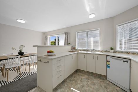 Photo of property in 2/29 Lane Street, Wallaceville, Upper Hutt, 5018