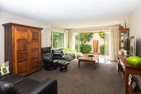 Photo of property in 1 Brookfield Drive, Northwood, Christchurch, 8051