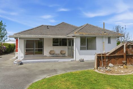 Photo of property in 8 Nyoli Street, Northcote, Christchurch, 8052