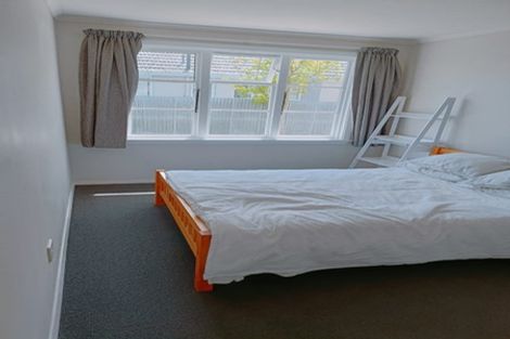 Photo of property in 27 Hollyford Avenue, Bryndwr, Christchurch, 8053