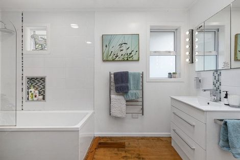 Photo of property in 104 Kaihau Road, Karioitahi, Waiuku, 2683