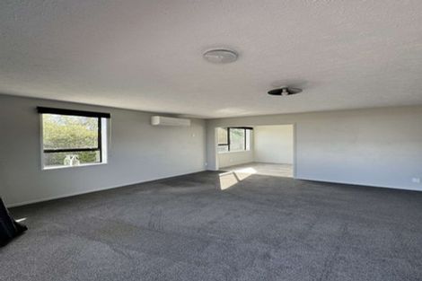 Photo of property in 128a Inwoods Close, Parklands, Christchurch, 8083