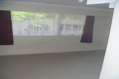 Photo of property in 15 Gills Avenue, Papakura, 2110