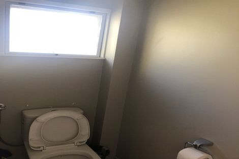 Photo of property in 26 Ramillies Place, Glenfield, Auckland, 0629