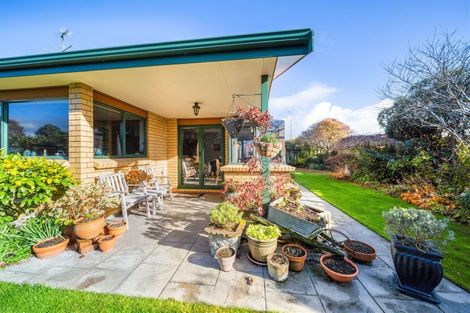 Photo of property in 190 Glover Road, Hawera, 4610