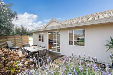 Photo of property in 6 Reliance Way, Omaha, 0986