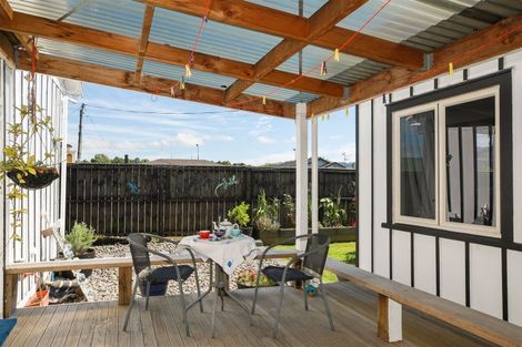 Photo of property in 21 Station Road, Paeroa, 3600