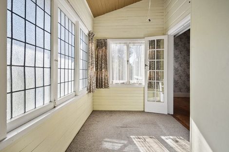 Photo of property in 11 Union Street, Hokowhitu, Palmerston North, 4410