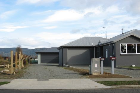 Photo of property in 127 Govan Drive, Te Anau, 9600