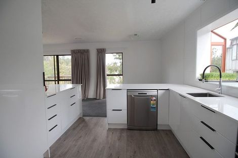 Photo of property in 2/799 Beach Road, Browns Bay, Auckland, 0630