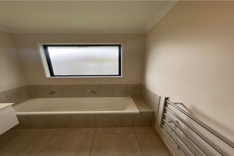 Photo of property in 1 Ribbonwood Close, Te Kauwhata, 3710