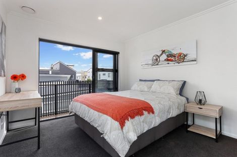 Photo of property in 32 Tuatua Road, Hobsonville, Auckland, 0616