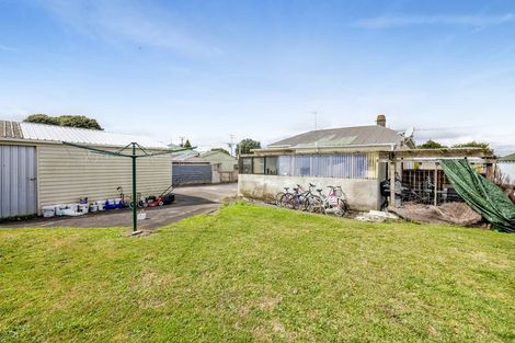 Photo of property in 49 Collins Street, Hawera, 4610
