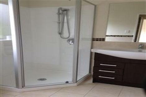 Photo of property in 24 Durbin Court, Greenhithe, Auckland, 0632