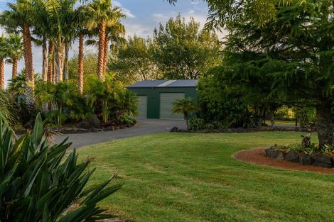 Photo of property in 136 Oraha Road, Kumeu, 0892