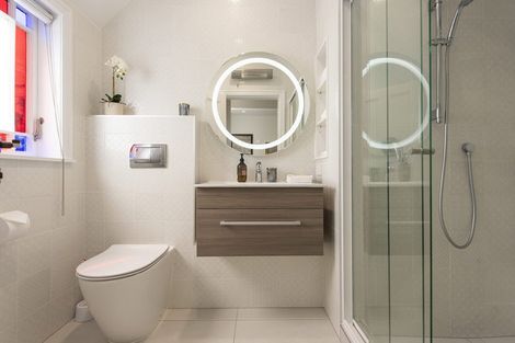 Photo of property in 6 Brougham Street, Mount Victoria, Wellington, 6011