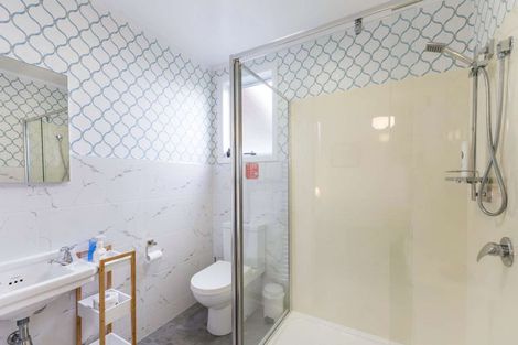 Photo of property in 173 Waihi Road, Hawera, 4610