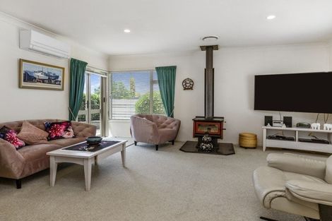Photo of property in 17 Whetu Place, Nukuhau, Taupo, 3330
