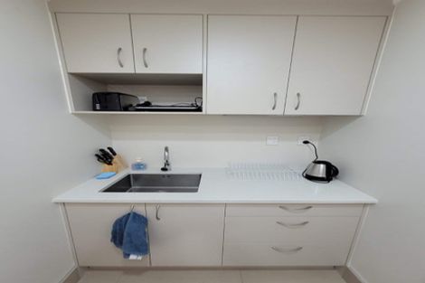 Photo of property in 2/24 Kentigern Close, Pakuranga, Auckland, 2010