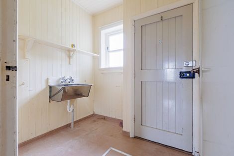 Photo of property in 8 Gertrude Street, Dannevirke, 4930