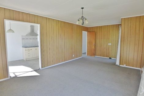 Photo of property in 14 Ewbank Place, Manurewa, Auckland, 2102