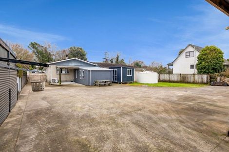 Photo of property in 1263 Egmont Road, Egmont Village, New Plymouth, 4372