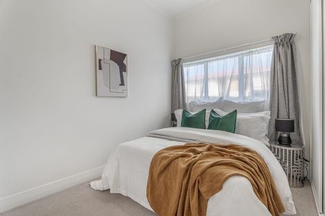 Photo of property in 44 Rimu Street, New Lynn, Auckland, 0600