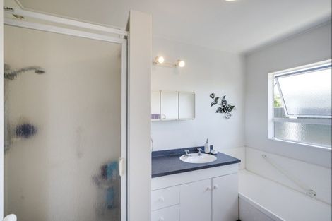 Photo of property in 425 Southland Place, Raureka, Hastings, 4120