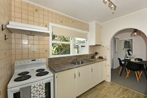 Photo of property in 16 Longfellow Street, Trentham, Upper Hutt, 5018