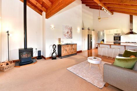 Photo of property in 2 Binnacle Rise, Gulf Harbour, Whangaparaoa, 0930