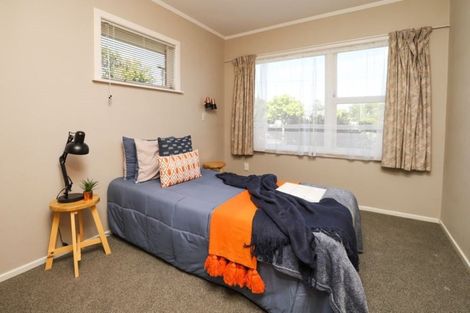 Photo of property in 53 Berkley Avenue, Hillcrest, Hamilton, 3216