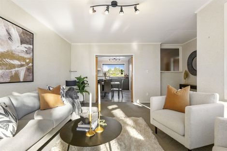 Photo of property in 17 Castleton Street, Birkdale, Auckland, 0626