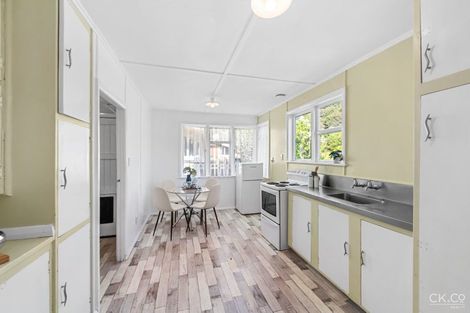 Photo of property in 39 Prouse Crescent, Naenae, Lower Hutt, 5011